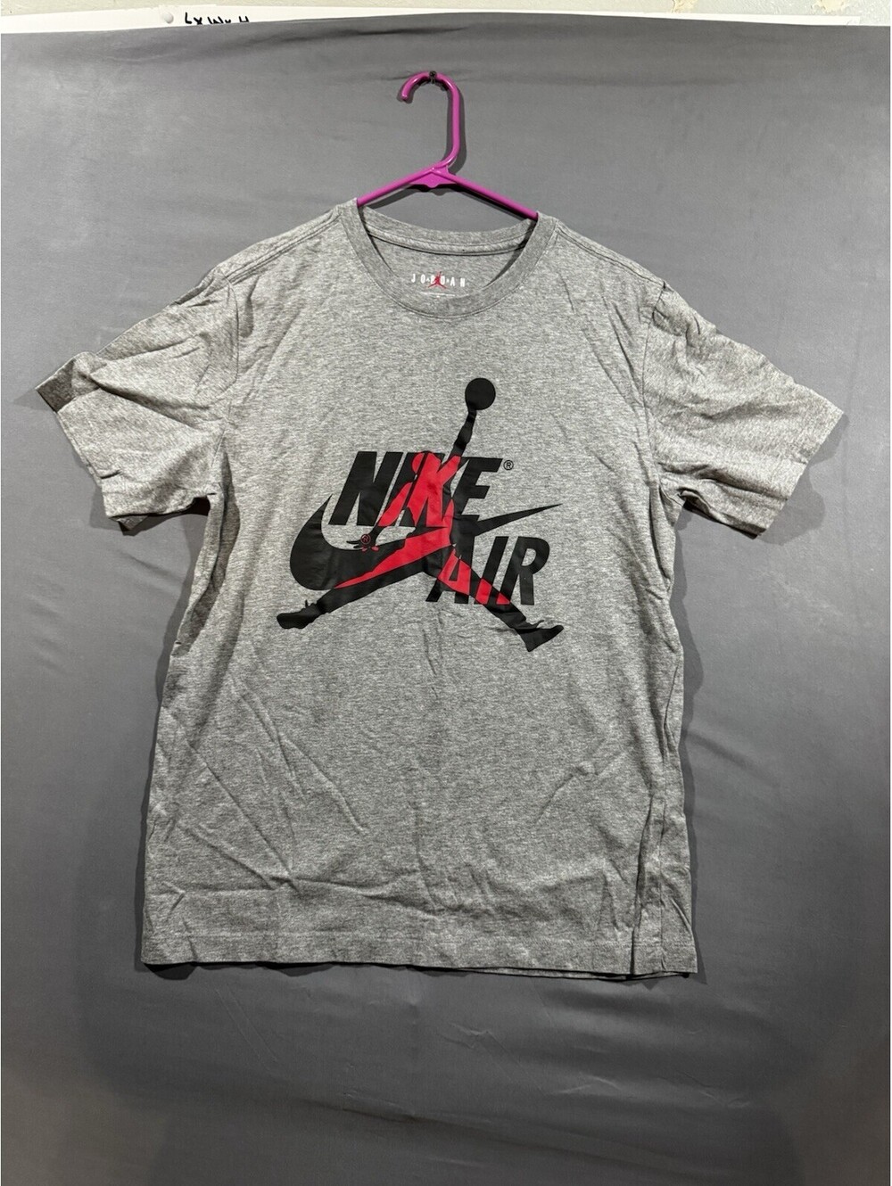 Nike Air Jordan Mens Size M Grey Short Sleeve Big Jumpman Graphic Logo T-Shirt